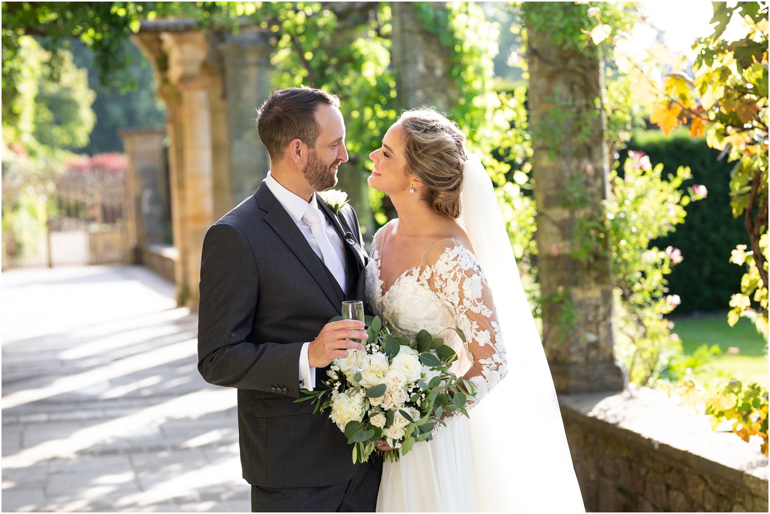 Hever Castle summer wedding