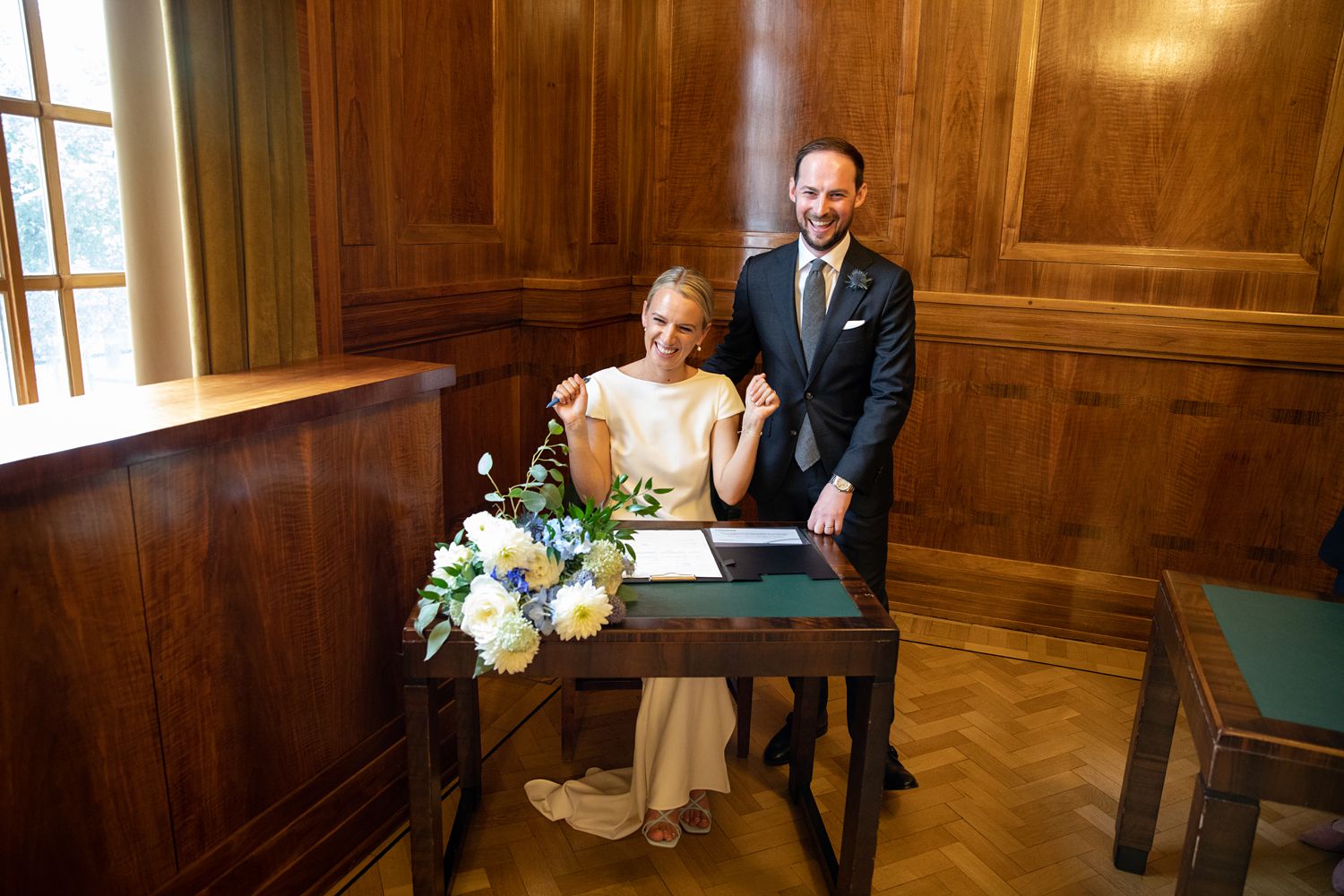 hackney town hall wedding with wedding reception at royal inn in victoria park